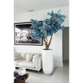 St. Tropez Vase in mattweiß mit blauen Kirschblüten